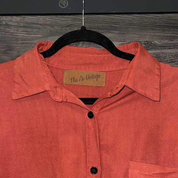 Burnt Orange button-up midi dress with a knot-tie - Picture 5 of 5